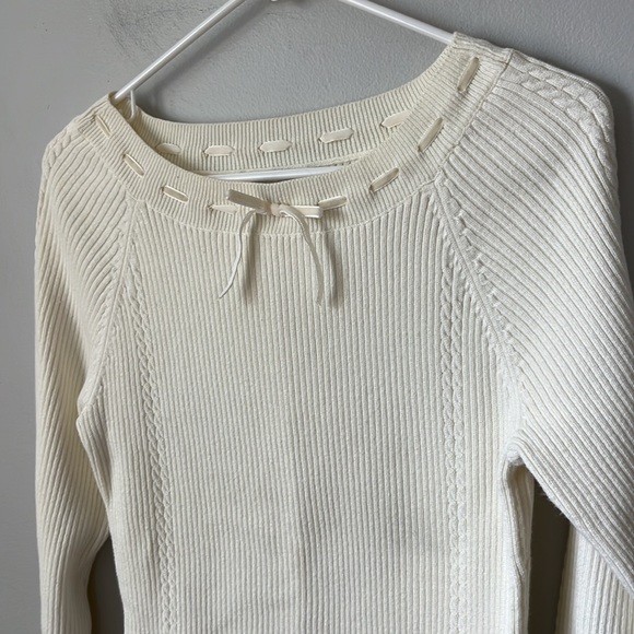 Tommy Hilfiger Medium Sweater - Picture 2 of 8